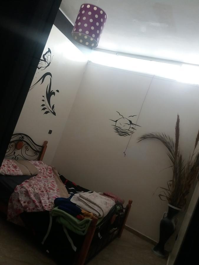 Apartment Surf Mini Схират Екстериор снимка